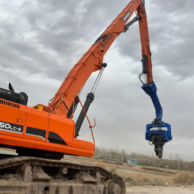 Гидравлический сваепогружатель: центробежная сила 485 кН и максимальная длина сваи 18 м для глубокого фундамента