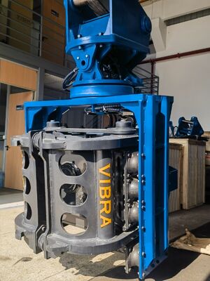 SV-300 Side Grip Pile Driver – Mid-Range Powerhouse for Demanding Projects